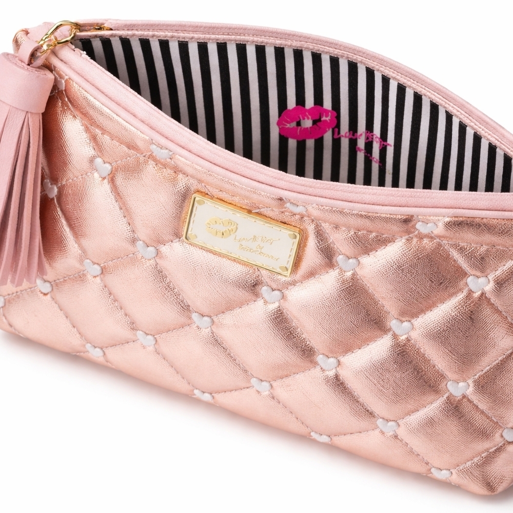 Betsey Johnson Luv Betsey Rose Gold Quilted Heart Cosmetic Bag Tassel - Picture 4 of 8